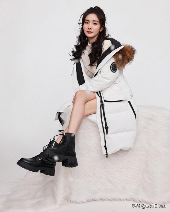 杨幂喇叭裤街拍新风尚,时尚潮流美图欣赏