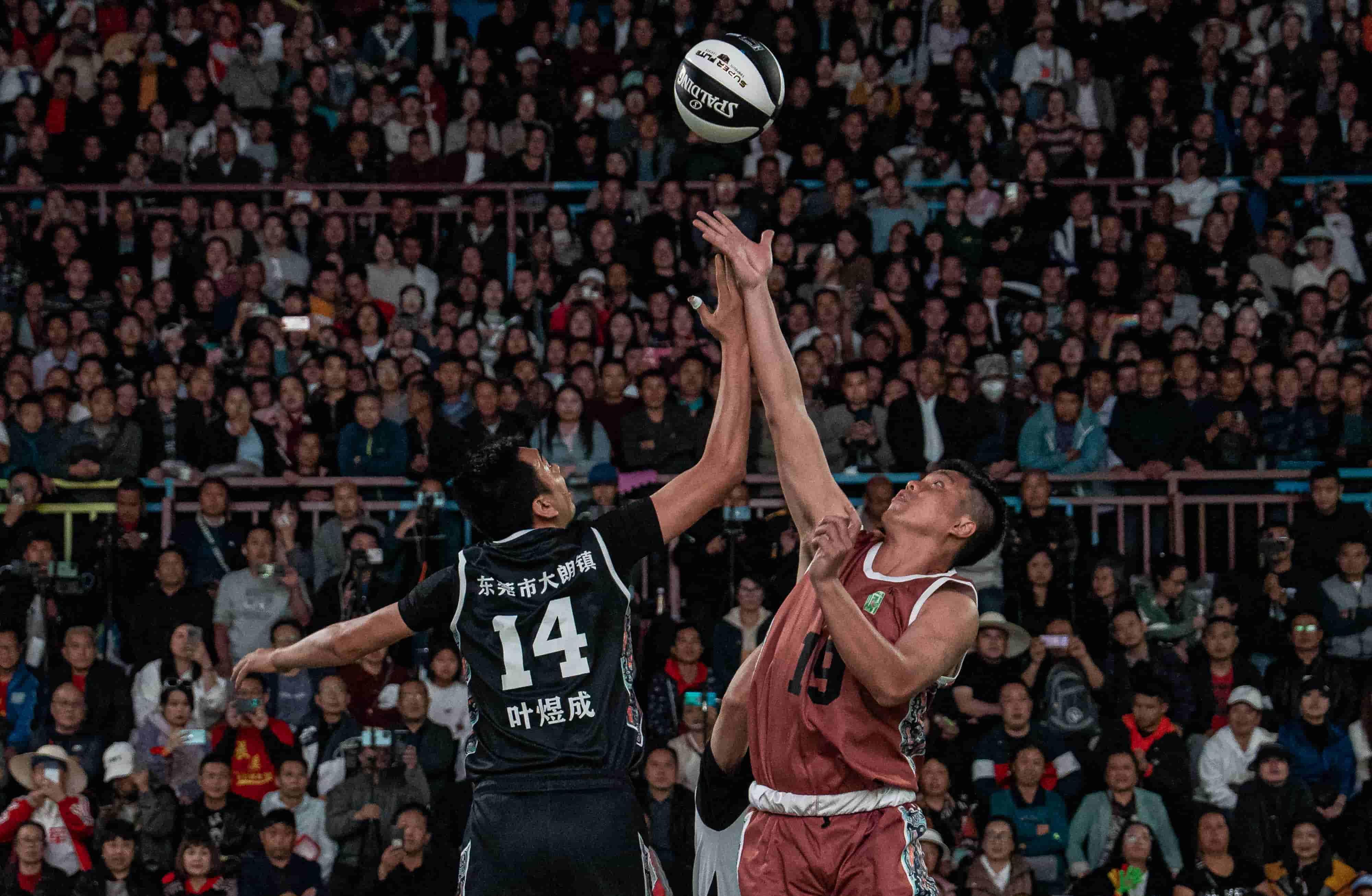 NBA今日战报，巷弄深处的篮球情怀与隐藏小店的奇妙邂逅