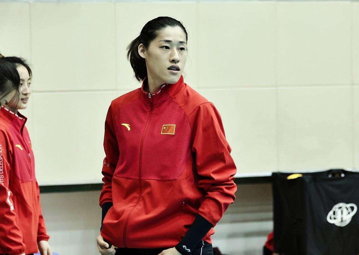 中国巴西排球比赛,小巷深处的排球热情与独特风味