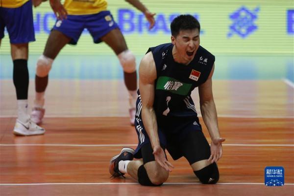 中国巴西排球比赛,小巷深处的排球热情与独特风味