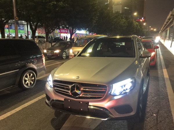 奔驰GLC300,路上的温情与陪伴