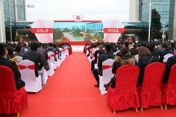 天能电池最新价格表,一次探索自然美景的旅行之旅