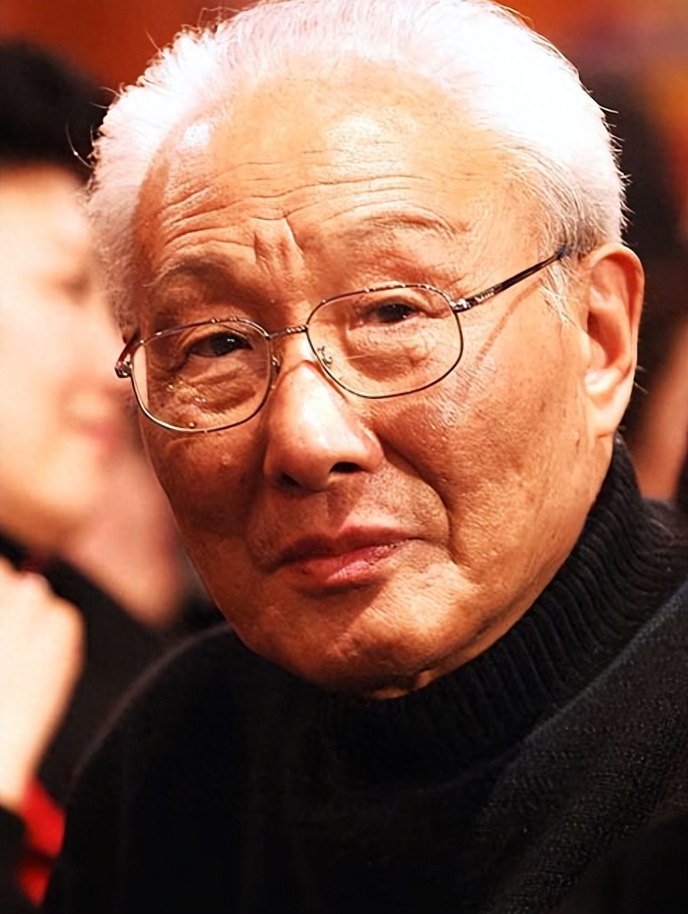 演员仲星火的日常趣事与友情纽带