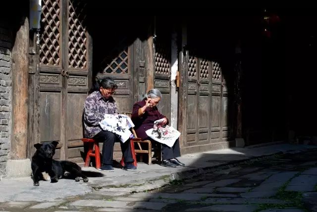石柱县最新资讯,小巷深处的独特味道,一家特色小店等你来探索!