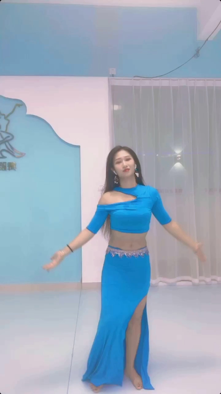 圆圆最新热舞,舞动生活的温馨与欢乐