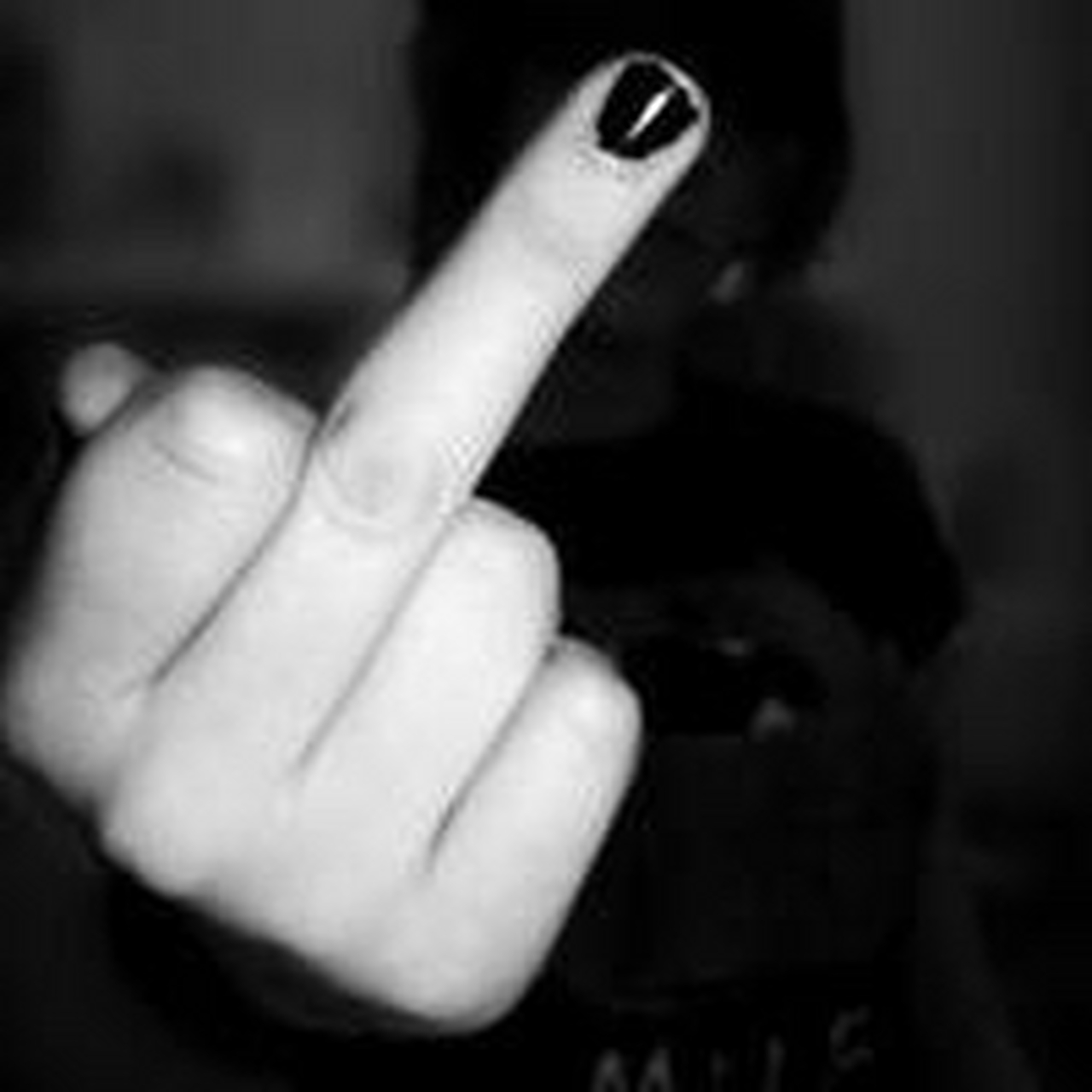 最新竖中指,一场寻找内心平静的旅行