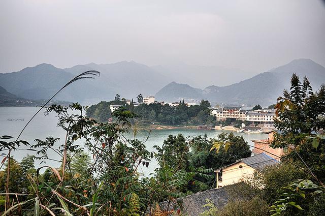 东江湖,时代新篇,湖光映照发展足迹