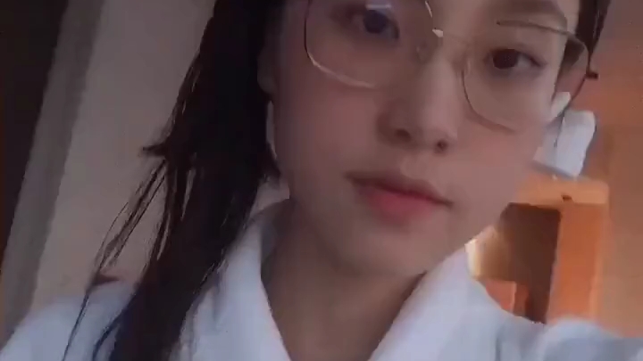 最新刘玥的温馨日常,友谊之光,爱的陪伴