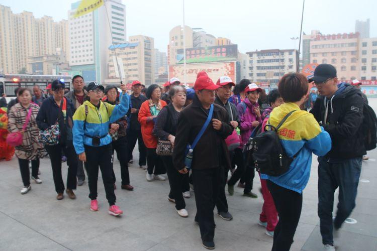 打开中央电视台，启程自然美景的奇妙之旅