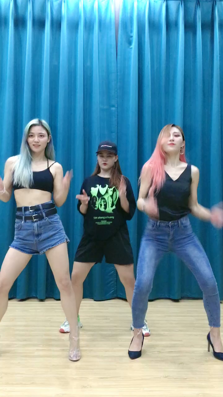 最新表情舞,风靡全球的小红书潮流舞蹈